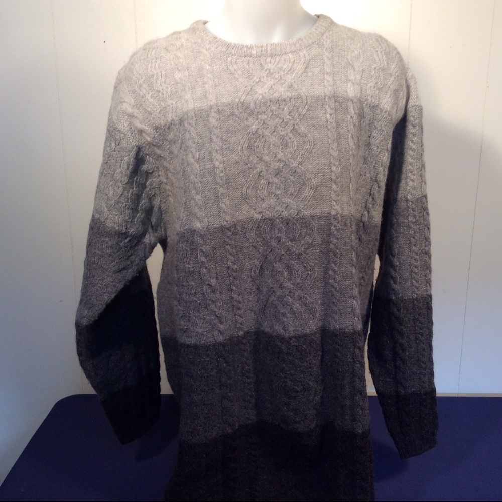 Northern Isle Portraits Vintage 80’s womens wool sweater Size XL